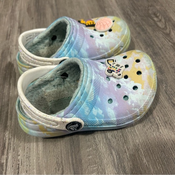Crocs Tie Dye Colorful Kids Clogs - Picture 1 of 5